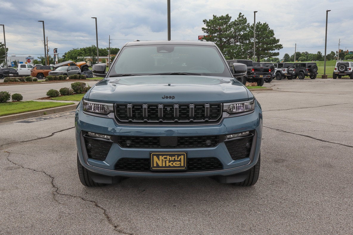 2026 Jeep Grand Cherokee Limited Reserve 4x4