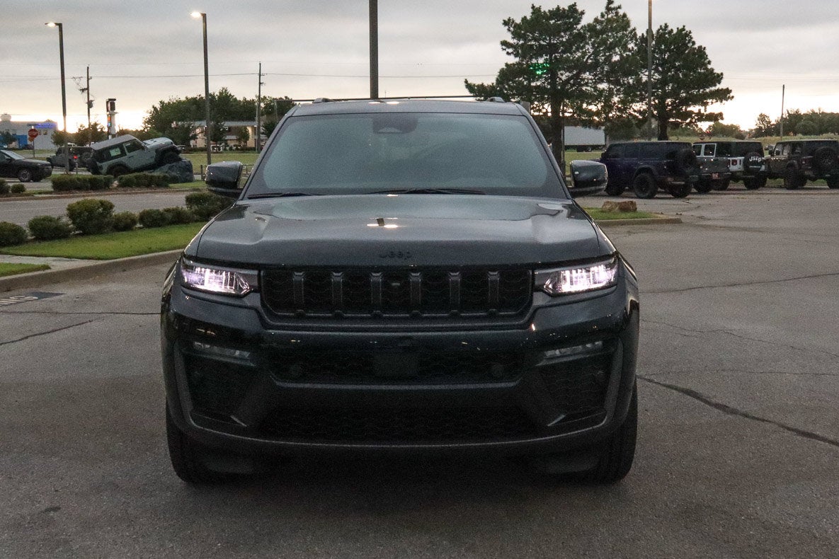 2026 Jeep Grand Cherokee 85th Anniversary Edition 4x4