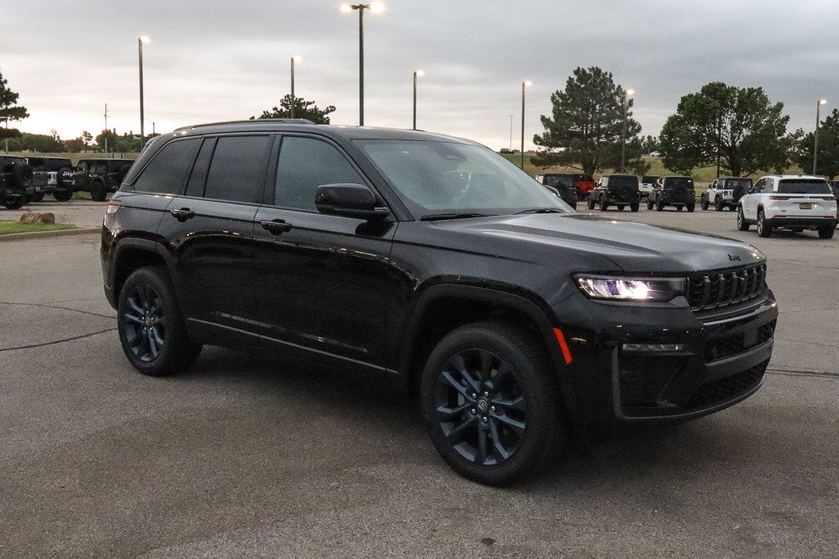 2026 Jeep Grand Cherokee 85th Anniversary Edition 4x4
