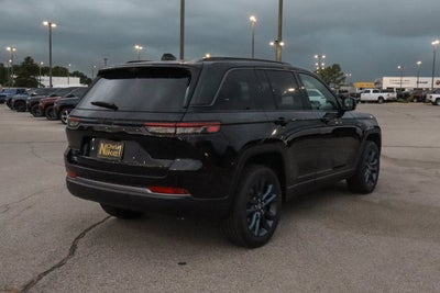 2026 Jeep Grand Cherokee 85th Anniversary Edition 4x4