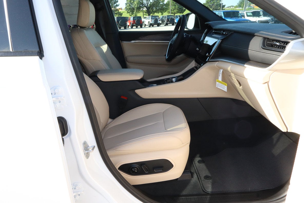 2026 Jeep Grand Cherokee Limited 4x4