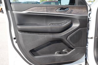 2026 Jeep Grand Cherokee 85th Anniversary Edition 4x4