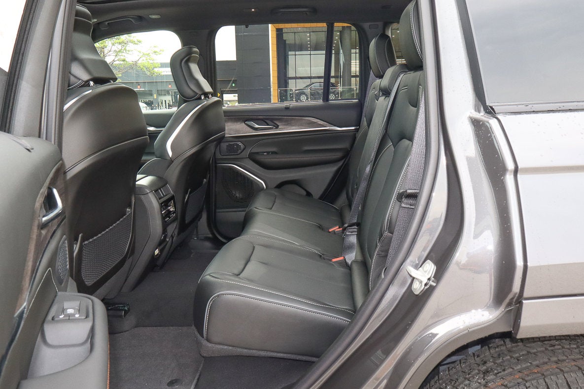 2025 Jeep Grand Cherokee Overland