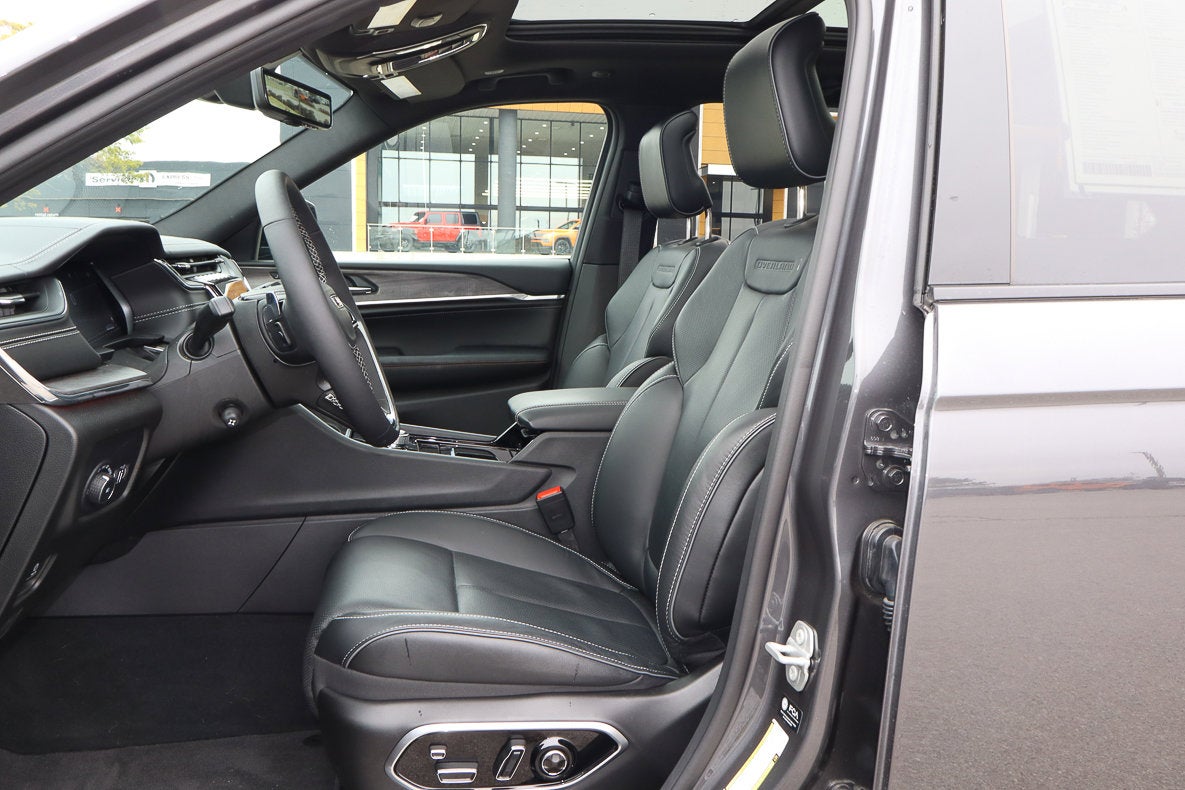 2025 Jeep Grand Cherokee Overland