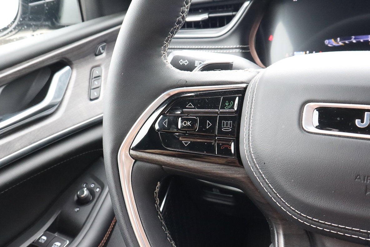 2025 Jeep Grand Cherokee Overland