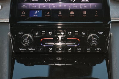 2025 Jeep Grand Cherokee Overland