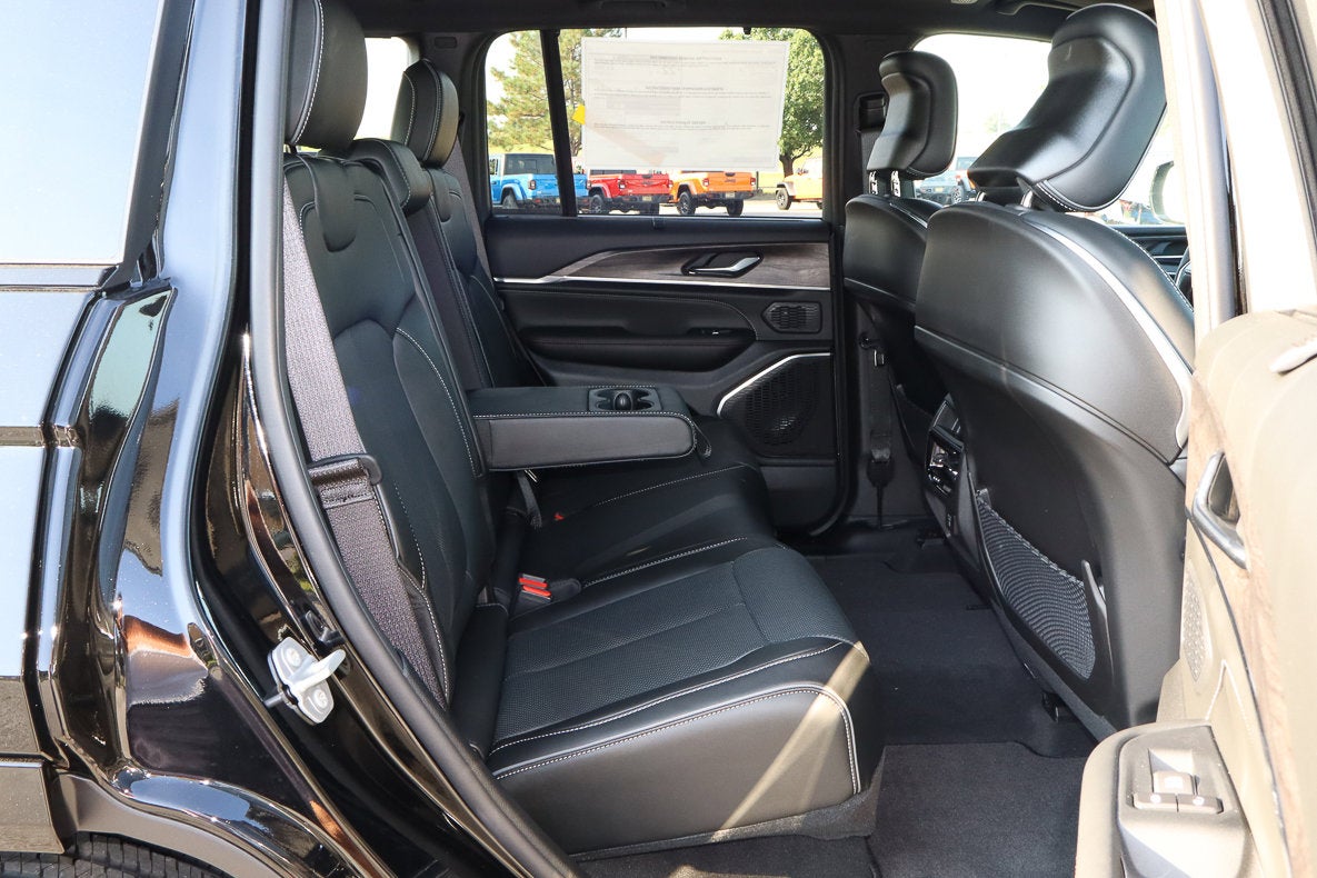 2025 Jeep Grand Cherokee Overland