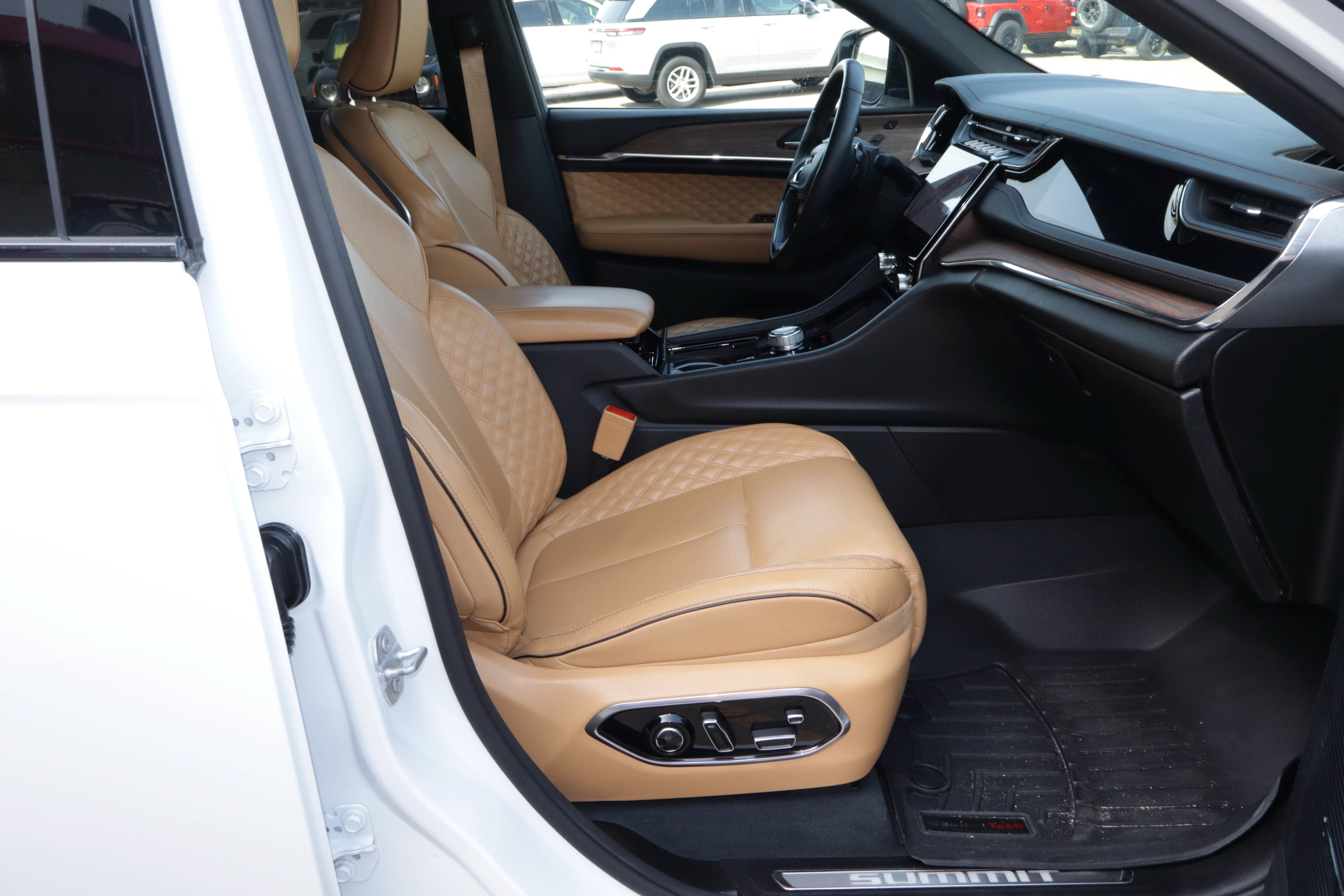 2023 Jeep Grand Cherokee Summit 4x4