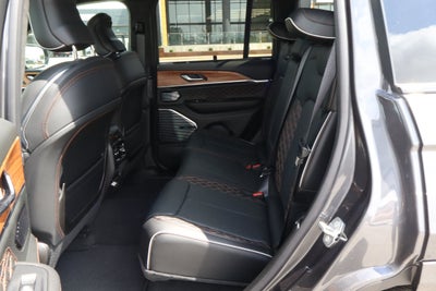 2026 Jeep Grand Cherokee Summit 4x4