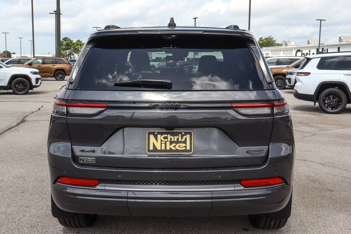 2026 Jeep Grand Cherokee Summit 4x4