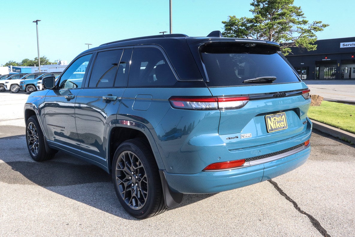 2026 Jeep Grand Cherokee Summit 4x4