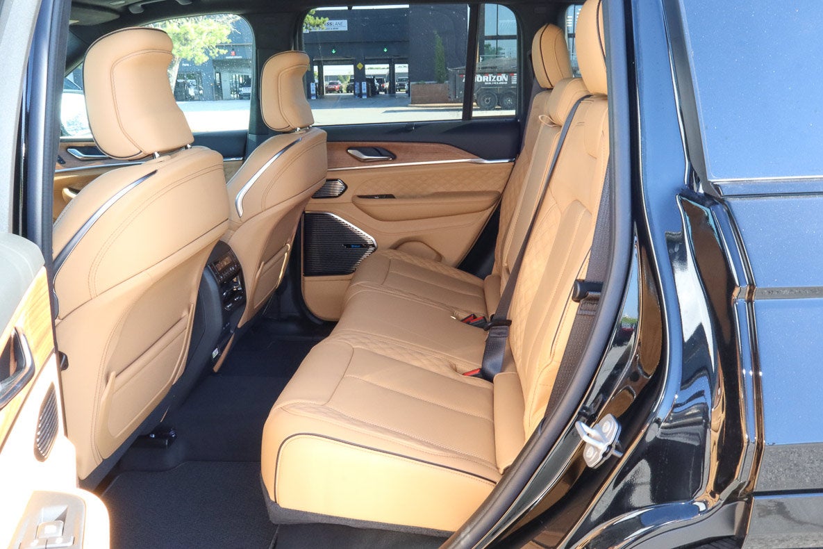 2026 Jeep Grand Cherokee Summit 4x4