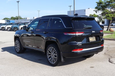 2026 Jeep Grand Cherokee Summit 4x4