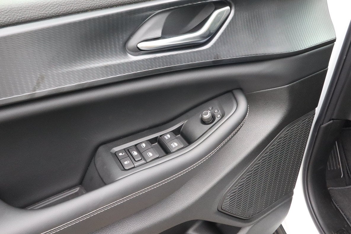 2026 Jeep Grand Cherokee L Laredo 4x2