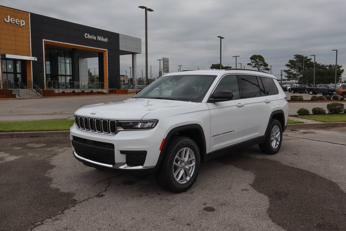 2026 Jeep Grand Cherokee L Laredo 4x2