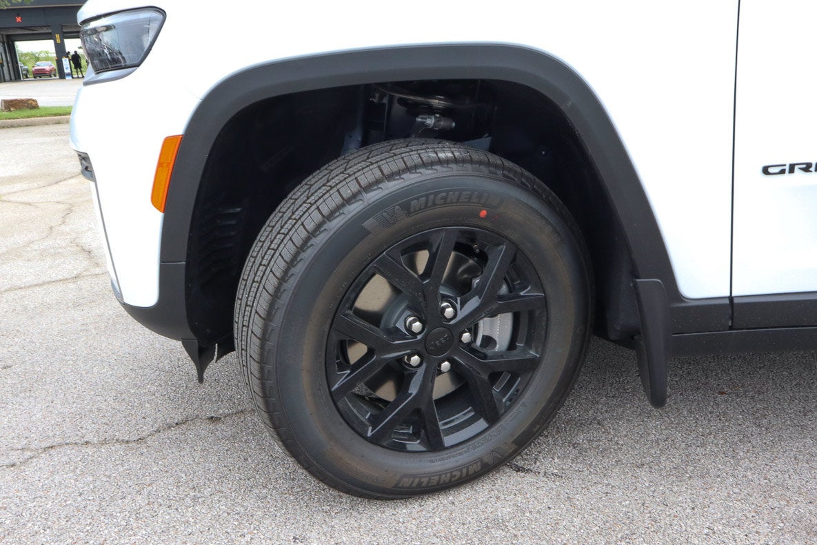 2026 Jeep Grand Cherokee L Laredo Altitude 4x2