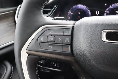 2026 Jeep Grand Cherokee L Laredo Altitude 4x2