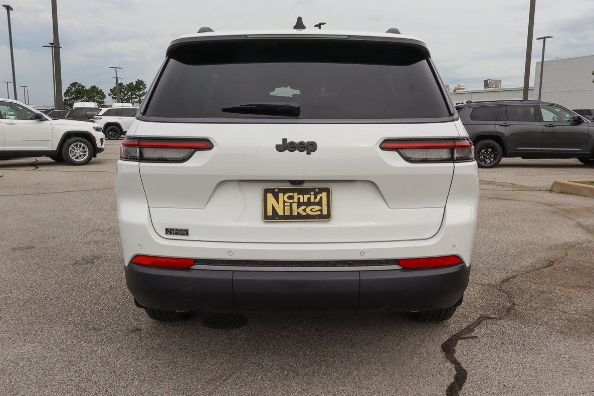 2026 Jeep Grand Cherokee L Laredo Altitude 4x2