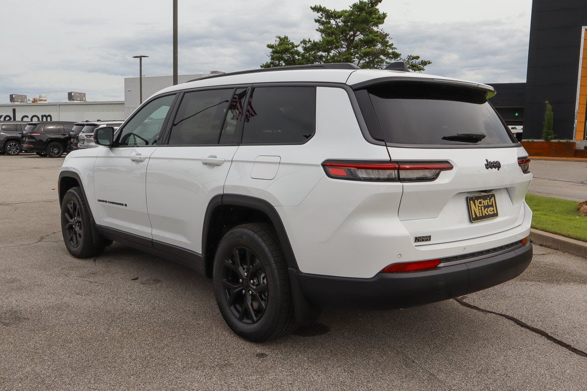 2026 Jeep Grand Cherokee L Laredo Altitude 4x2