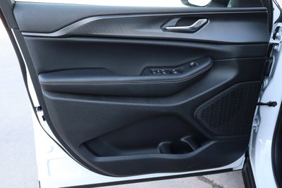 2025 Jeep Grand Cherokee L Altitude X 4x4