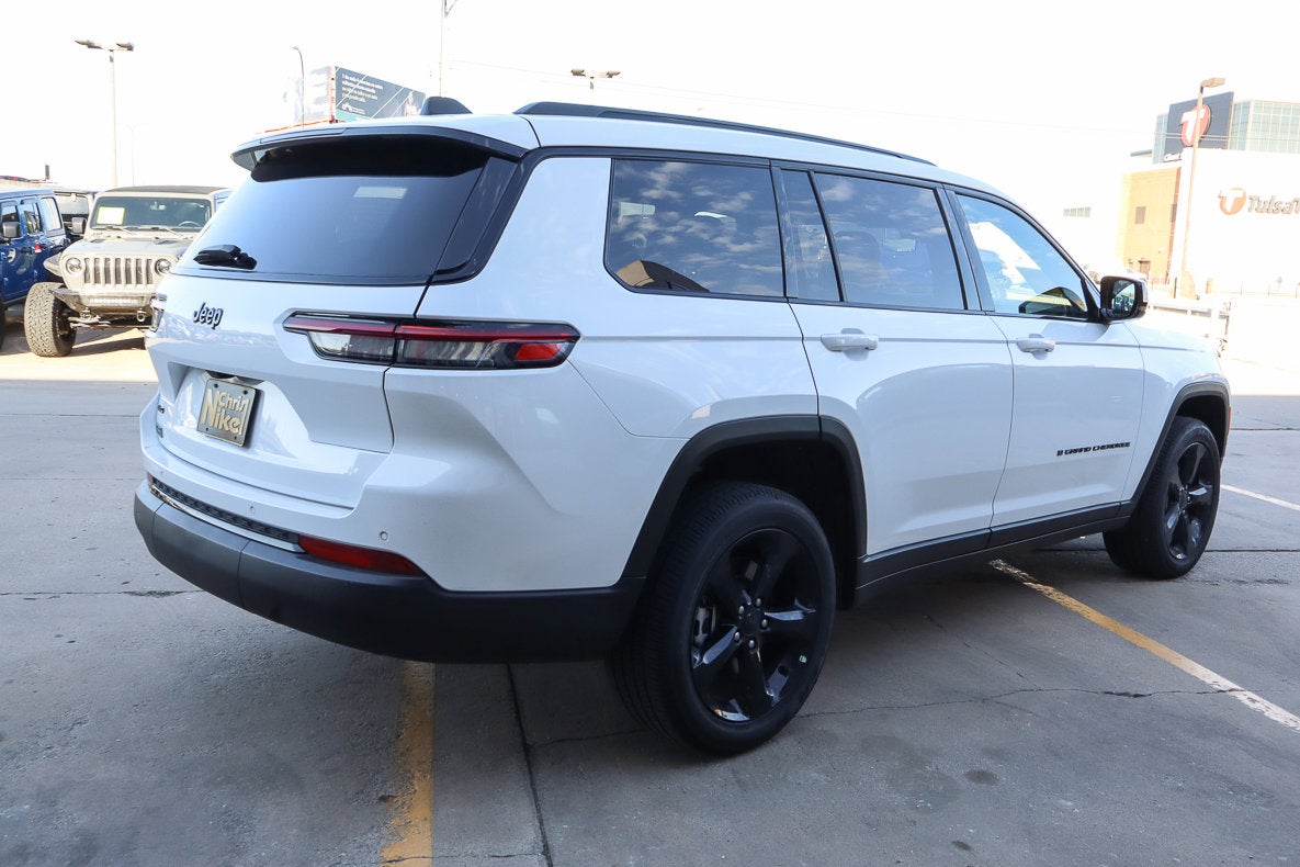 2025 Jeep Grand Cherokee L Altitude X 4x4
