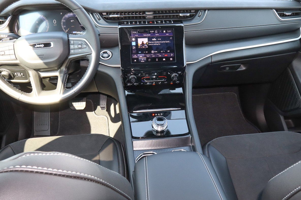 2025 Jeep Grand Cherokee L Altitude X