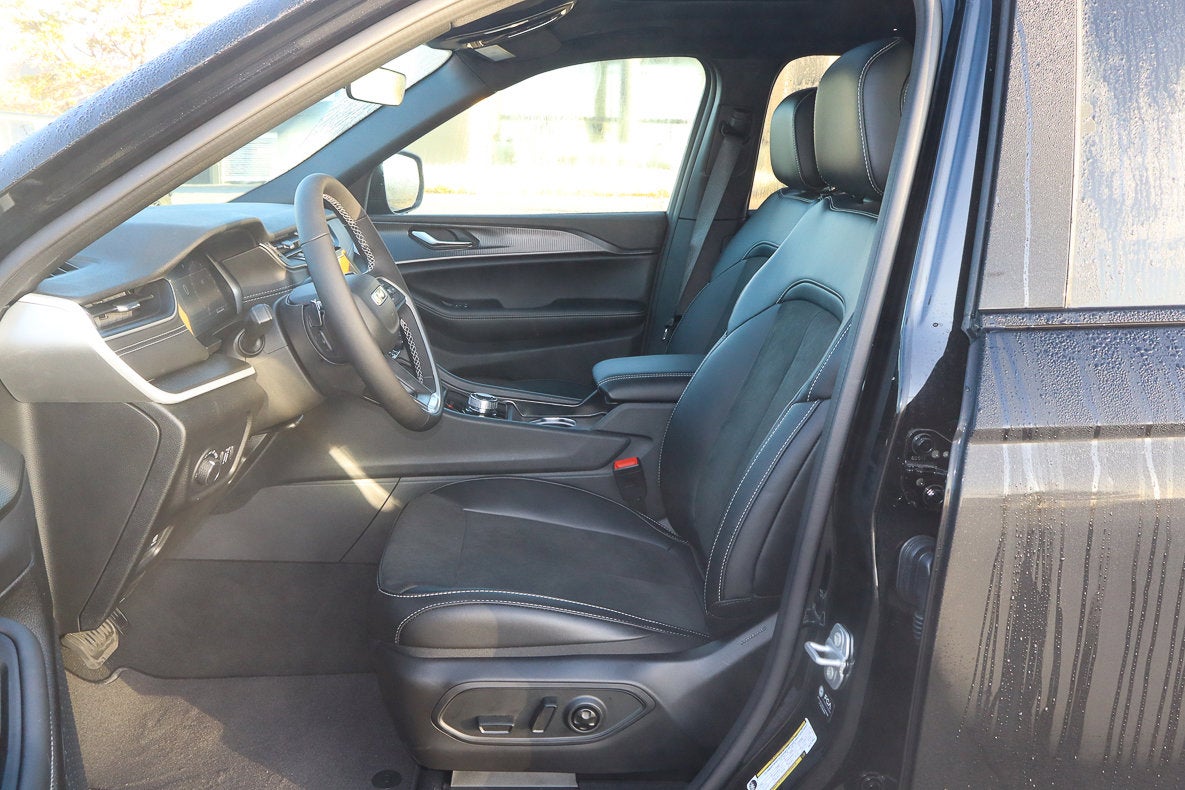 2025 Jeep Grand Cherokee L Altitude X