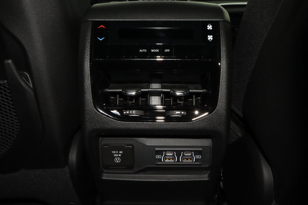 2026 Jeep Grand Cherokee L Laredo X 4x4
