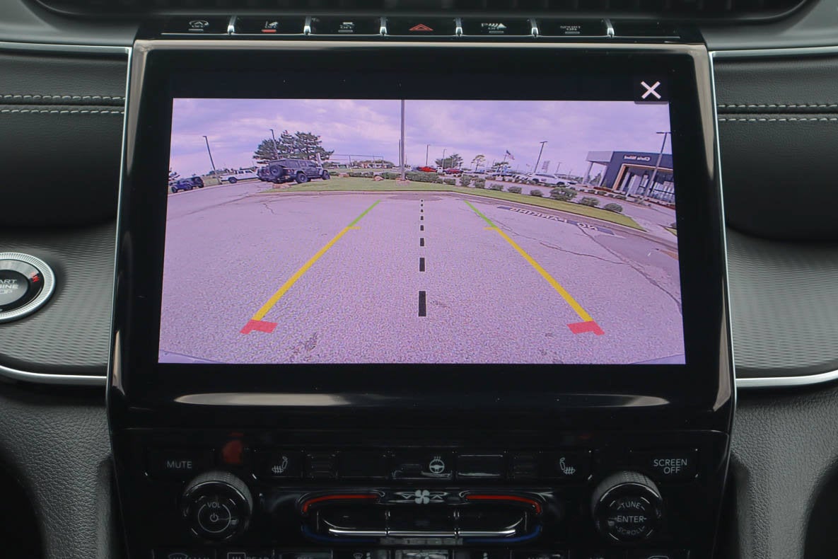 2027 Jeep Grand Cherokee L Laredo X 4x4