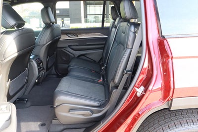 2026 Jeep Grand Cherokee L Laredo Altitude 4x4