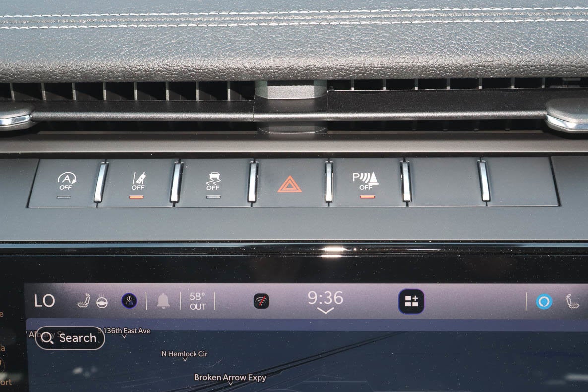 2026 Jeep Grand Cherokee L Laredo Altitude 4x4