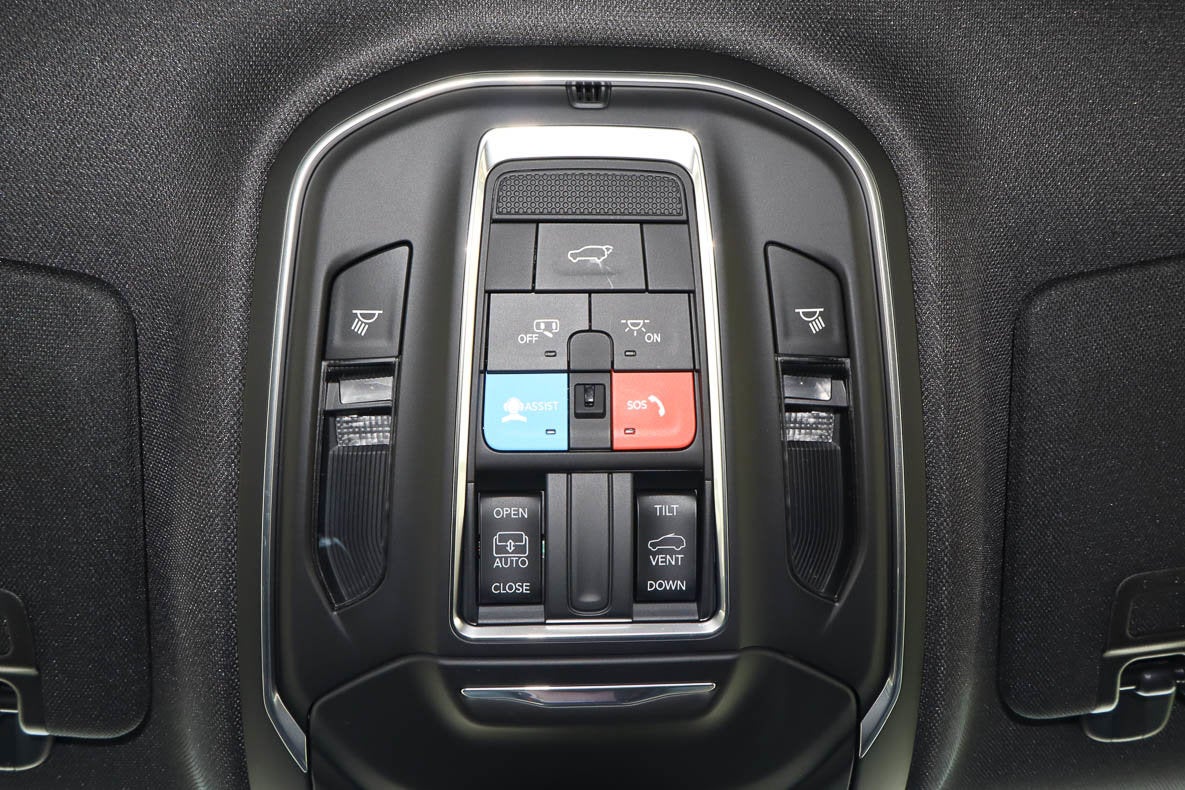 2026 Jeep Grand Cherokee L Laredo Altitude 4x4