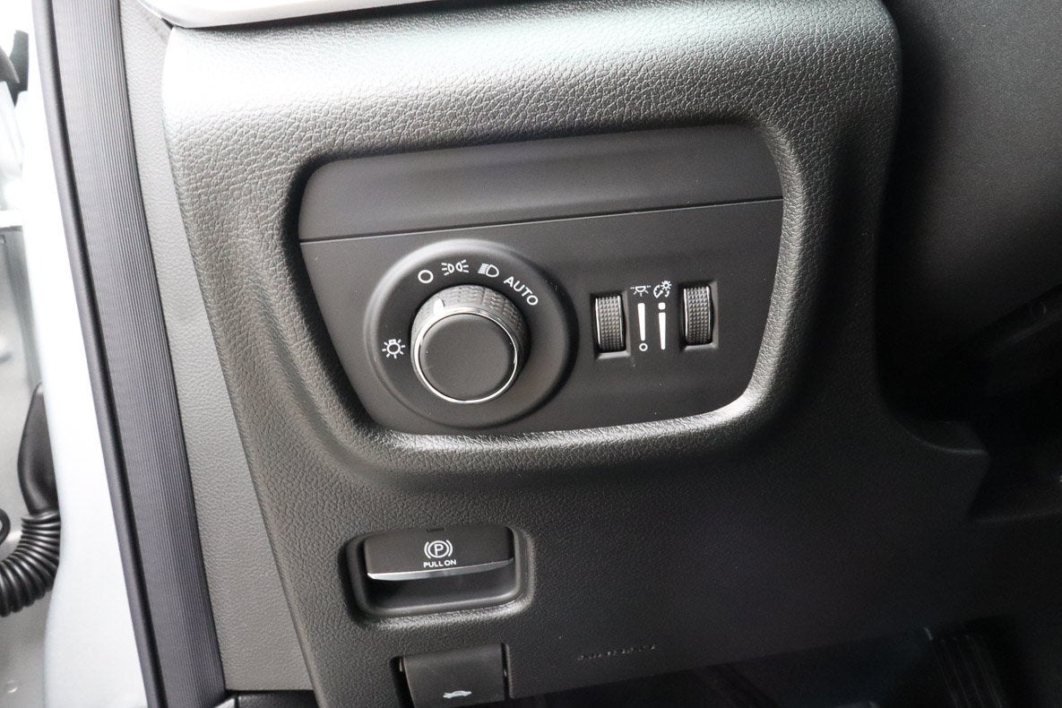2026 Jeep Grand Cherokee L Laredo Altitude 4x4