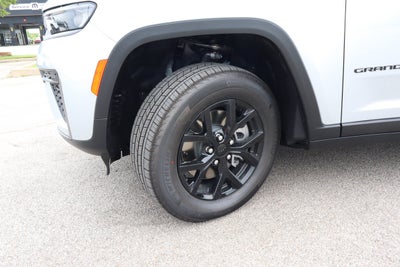 2026 Jeep Grand Cherokee L Laredo Altitude 4x4
