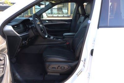 2026 Jeep Grand Cherokee L Laredo Altitude 4x4