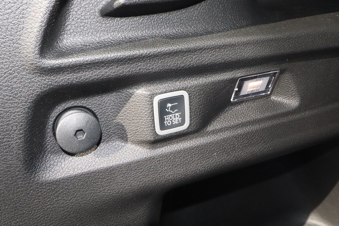 2026 Jeep Grand Cherokee L Laredo Altitude 4x4