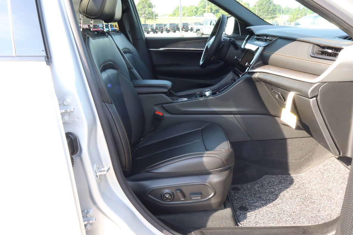 2026 Jeep Grand Cherokee L 85th Anniversary Edition 4x4