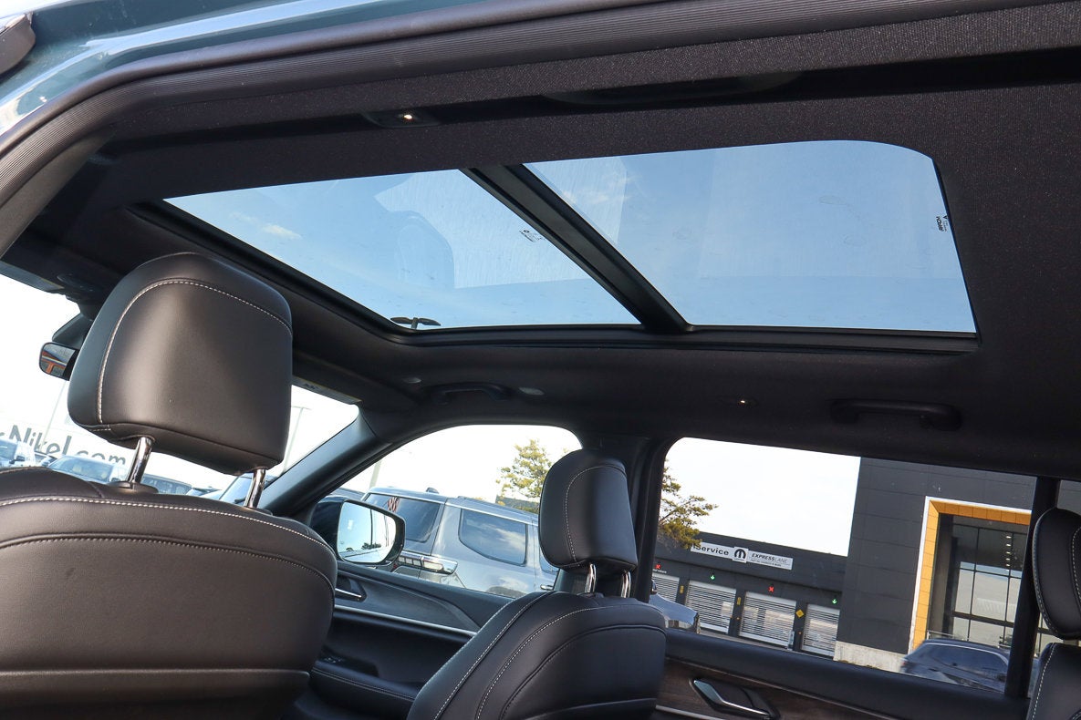 2026 Jeep Grand Cherokee L Limited 4x4