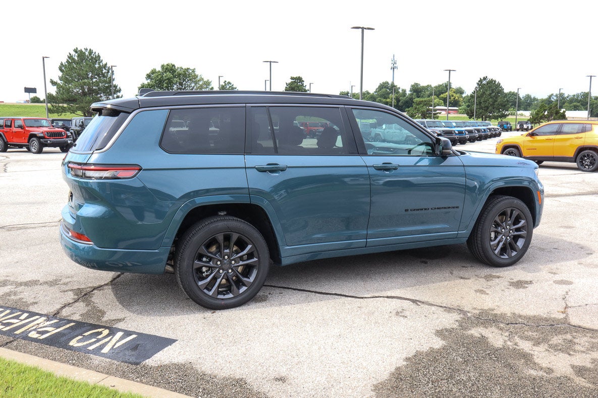 2026 Jeep Grand Cherokee L Limited Reserve 4x4
