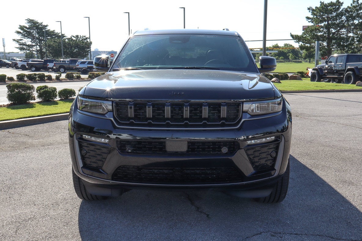 2026 Jeep Grand Cherokee L Limited Reserve 4x4