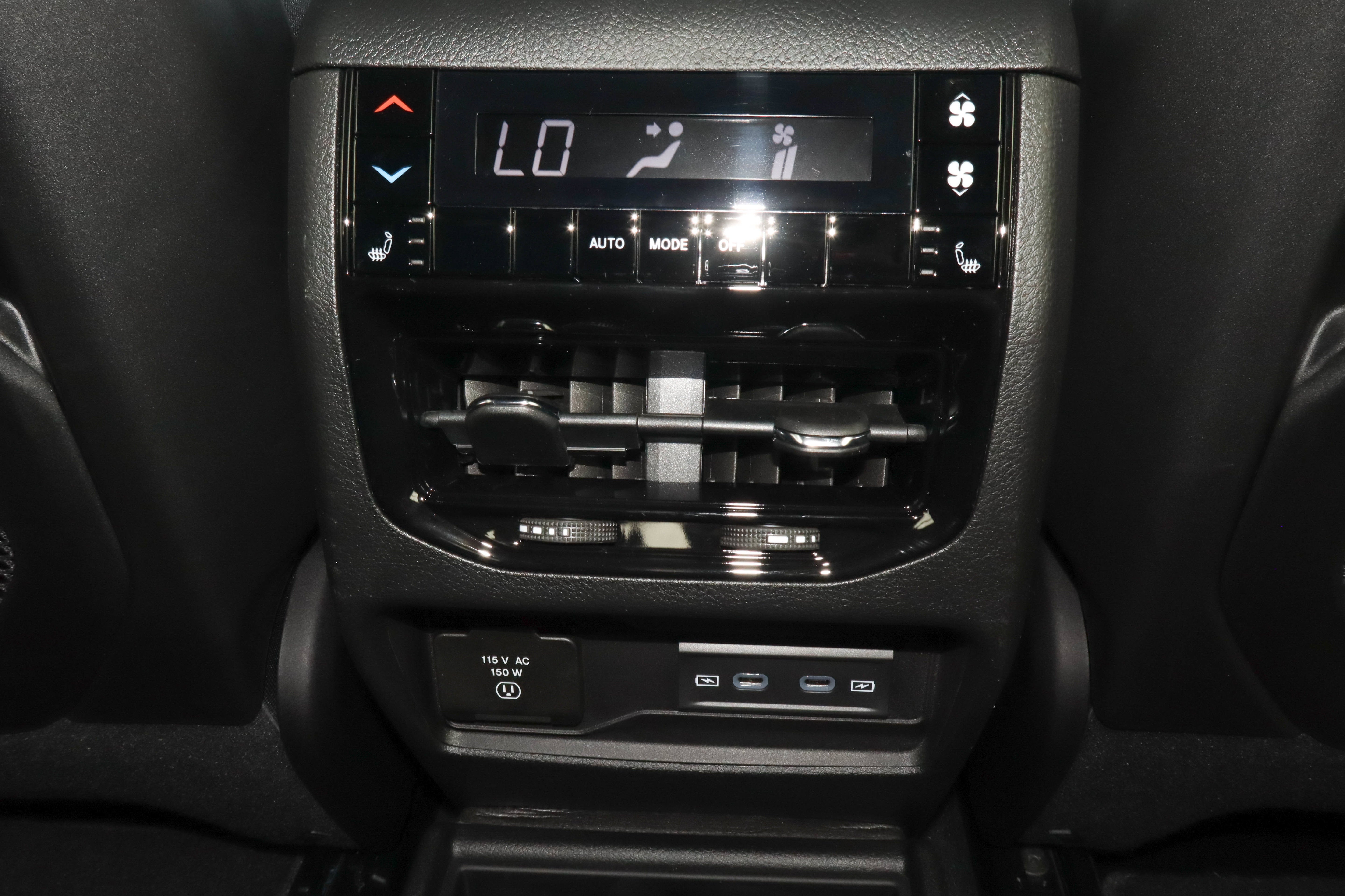 2026 Jeep Grand Cherokee L Limited 4x4