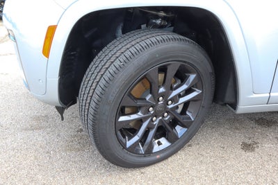 2026 Jeep Grand Cherokee L Limited Reserve 4x4