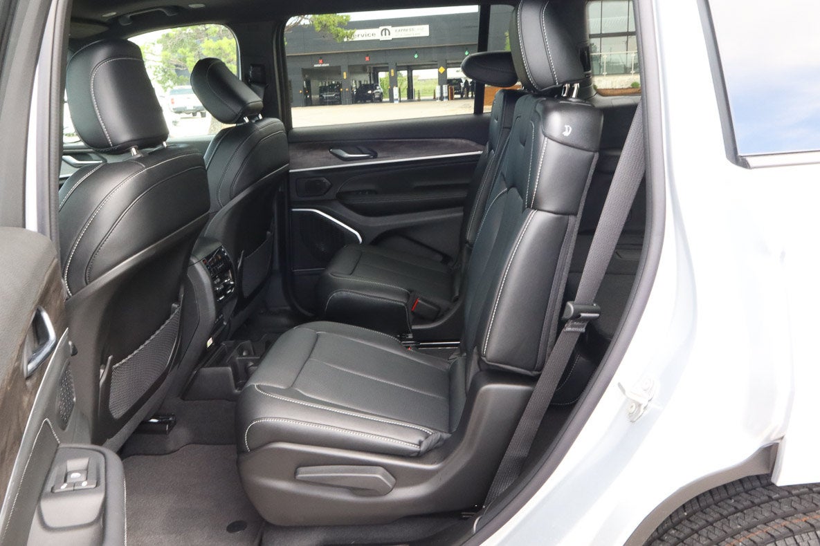 2026 Jeep Grand Cherokee L Limited Reserve 4x4
