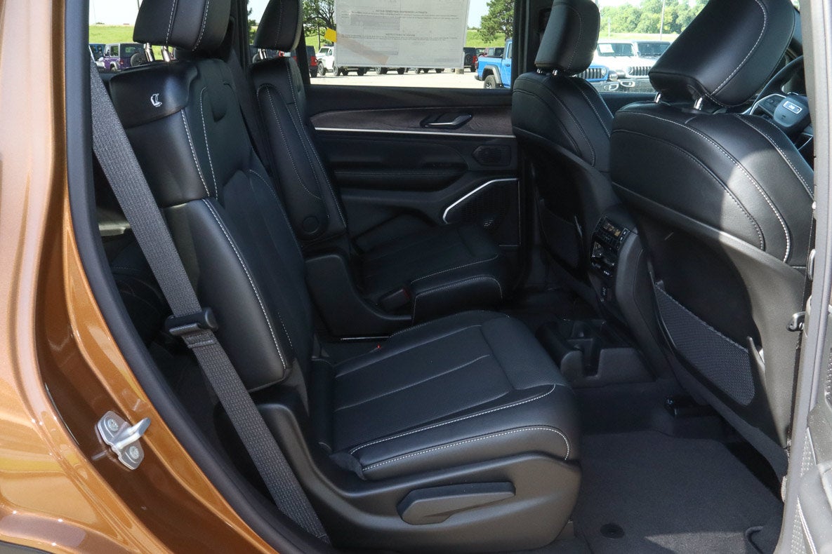 2026 Jeep Grand Cherokee L Limited Reserve 4x4