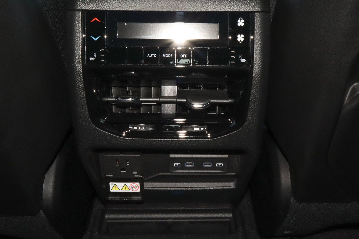 2026 Jeep Grand Cherokee L Limited Reserve 4x4