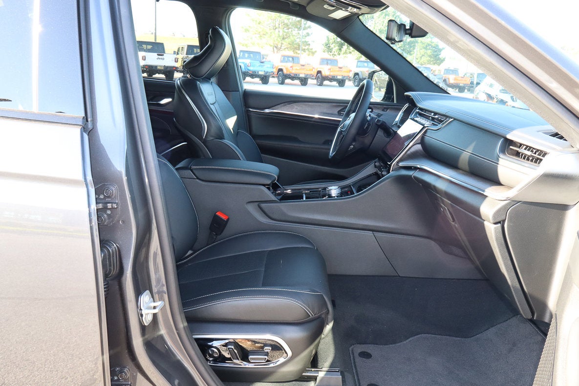 2025 Jeep Grand Cherokee L Overland