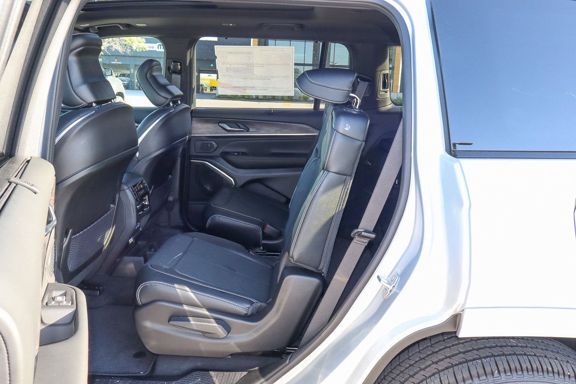 2025 Jeep Grand Cherokee L Overland