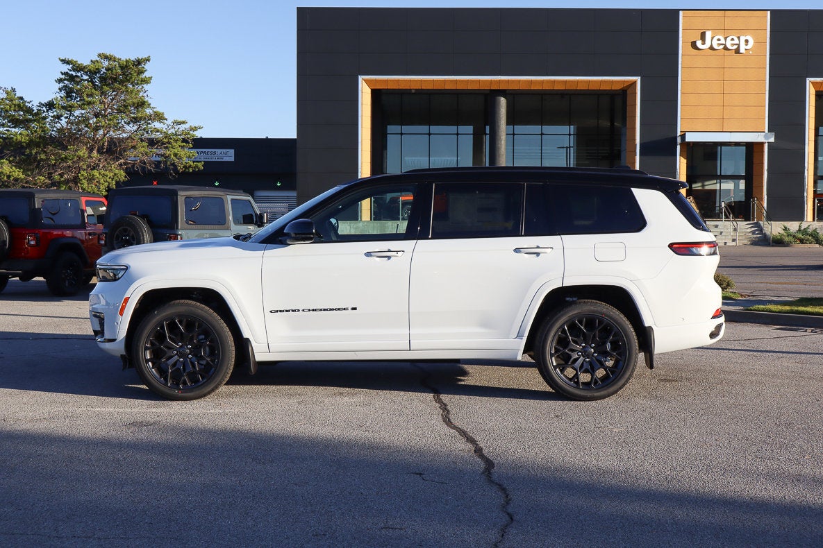2025 Jeep Grand Cherokee L Summit Reserve