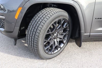 2025 Jeep Grand Cherokee L Summit Reserve