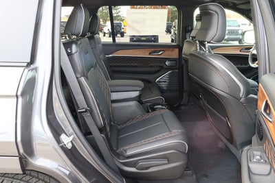 2025 Jeep Grand Cherokee L Summit Reserve